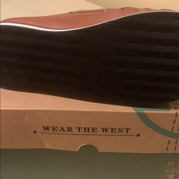 Roper - Picture 3 of 5